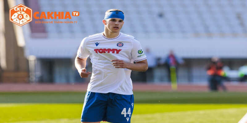 Tương lai kỳ vọng với hợp đồng của Tottenham