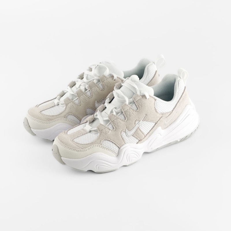 nike-tc-7900-summit-white-photon-dust nike-tc-7900-summit-white-photon-dust