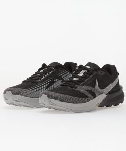 nike-terra-kiger-9-black-white