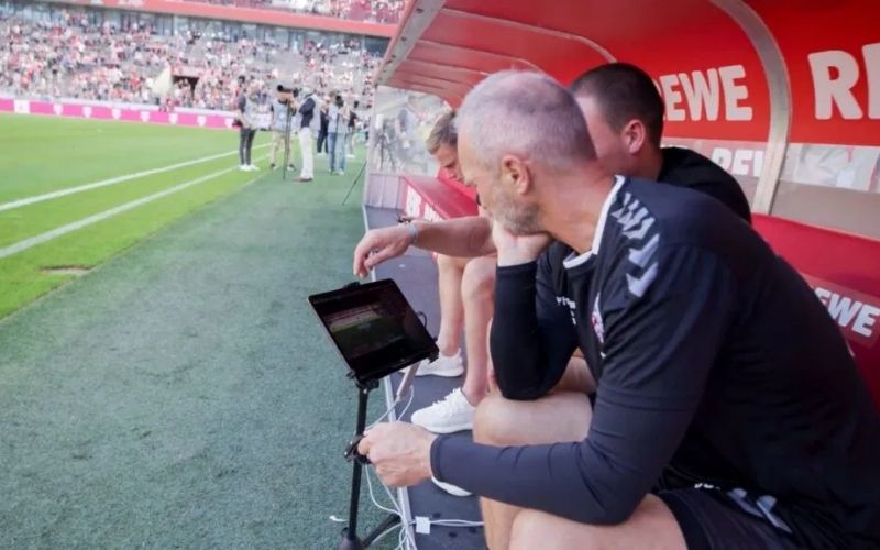 Vai trò của trợ lý phân tích video trên băng ghế huấn luyện tại kỳ World Cup 2026