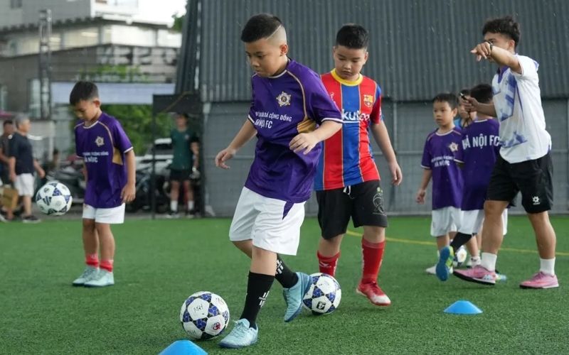 Chiến lược đầu tư thông minh vào hệ thống đào tạo trẻ Academy